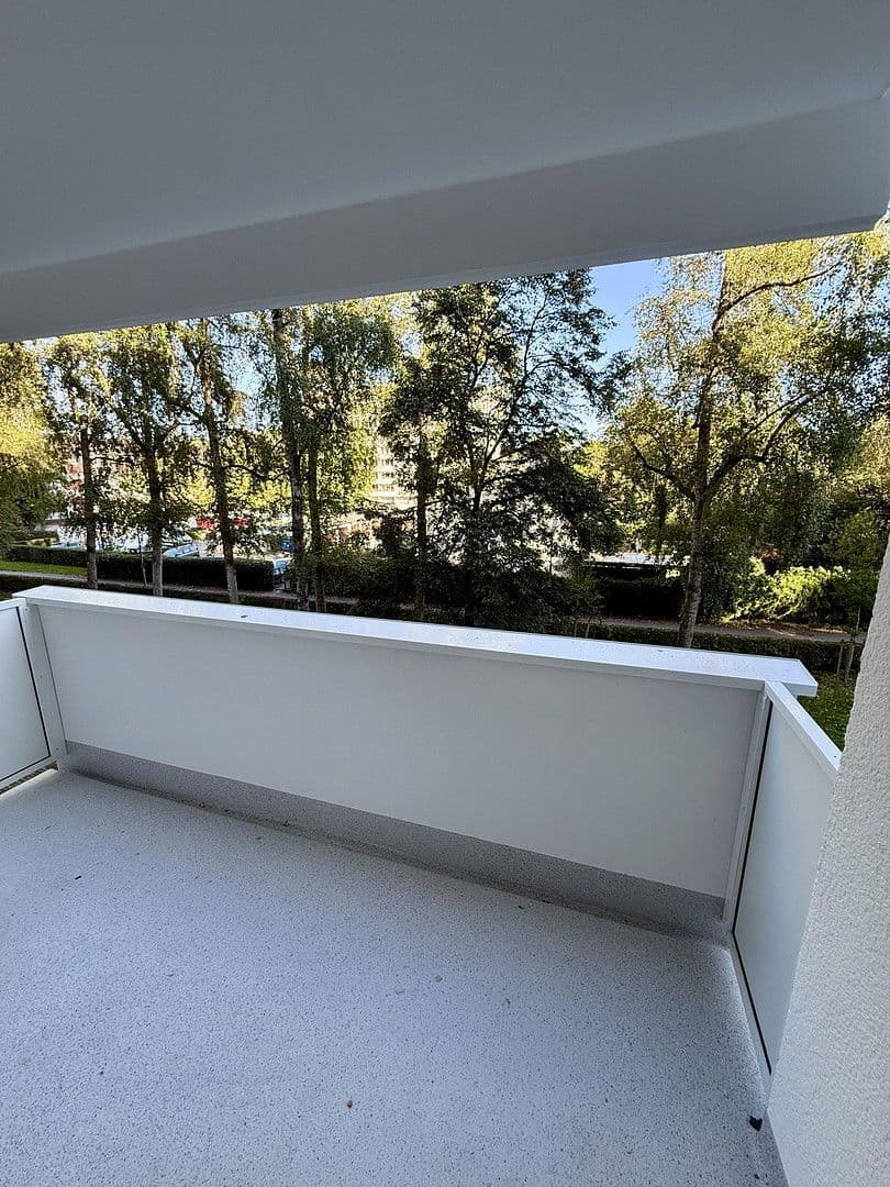 Prodej bytu 3+1 70 m², Engadiner Strasse 36, München, Bavorsko Prodej bytu 3+1 70 m², Engadiner Strasse 36, München, Bavorsko