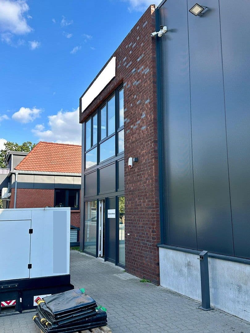 Pronájem kanceláře 720 m², Lüneburg, Dolní Sasko Pronájem kanceláře 720 m², Lüneburg, Dolní Sasko