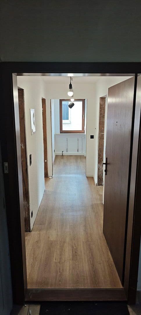 Pronájem bytu 3+1 60 m², Eybacher Straße 11/1, Stuttgart-Wangen, Bádensko-Württembersko Pronájem bytu 3+1 60 m², Eybacher Straße 11/1, Stuttgart-Wangen, Bádensko-Württembersko