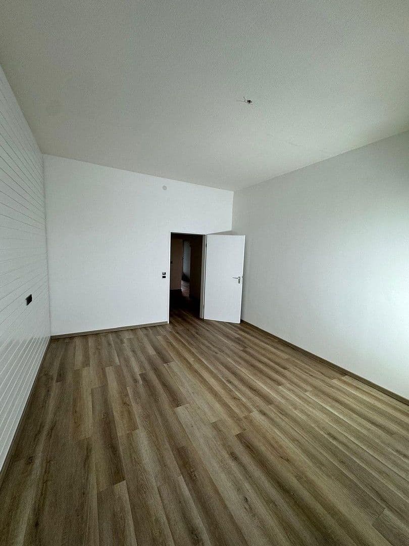 Pronájem bytu 3+kk 88 m², Schaflandstr. 11/1, Fellbach, Bádensko-Württembersko Pronájem bytu 3+kk 88 m², Schaflandstr. 11/1, Fellbach, Bádensko-Württembersko