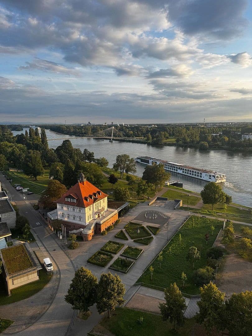 Prodej bytu 3+1 90 m², Honsellstraße 8, Kehl, Bádensko-Württembersko Prodej bytu 3+1 90 m², Honsellstraße 8, Kehl, Bádensko-Württembersko