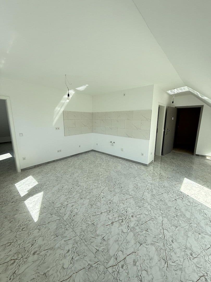 Pronájem bytu 2+kk 60 m², Kirburger Weg 41, Köln, Severní Porýní-Vestfálsko Pronájem bytu 2+kk 60 m², Kirburger Weg 41, Köln, Severní Porýní-Vestfálsko