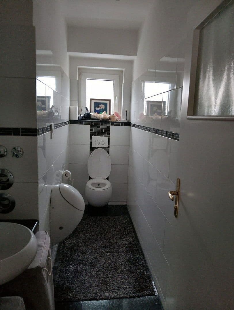 Prodej bytu 3+1 126 m², Koeln, Severní Porýní-Vestfálsko Prodej bytu 3+1 126 m², Koeln, Severní Porýní-Vestfálsko