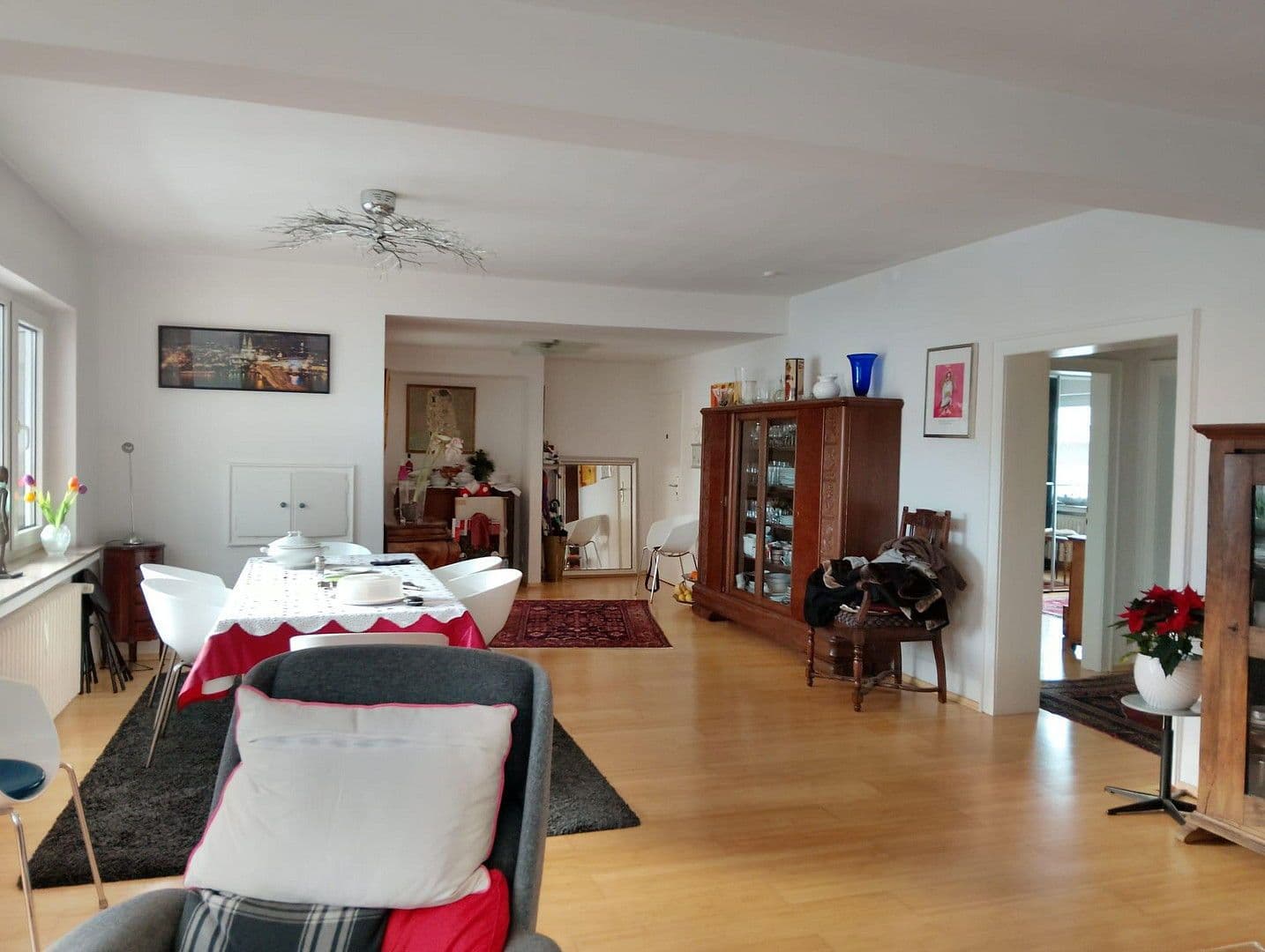 Prodej bytu 3+1 126 m², Koeln, Severní Porýní-Vestfálsko Prodej bytu 3+1 126 m², Koeln, Severní Porýní-Vestfálsko