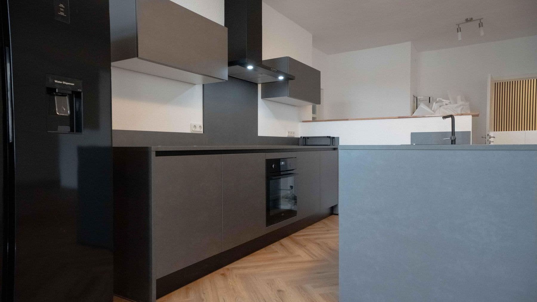 Pronájem bytu 2+1 78 m², Saargemünderstr. 120, Saarbrücken, Země Sársko Pronájem bytu 2+1 78 m², Saargemünderstr. 120, Saarbrücken, Země Sársko