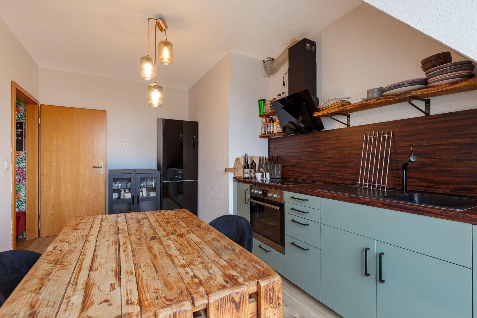 Prodej bytu 3+1 93 m², Berlin, Berlín Prodej bytu 3+1 93 m², Berlin, Berlín