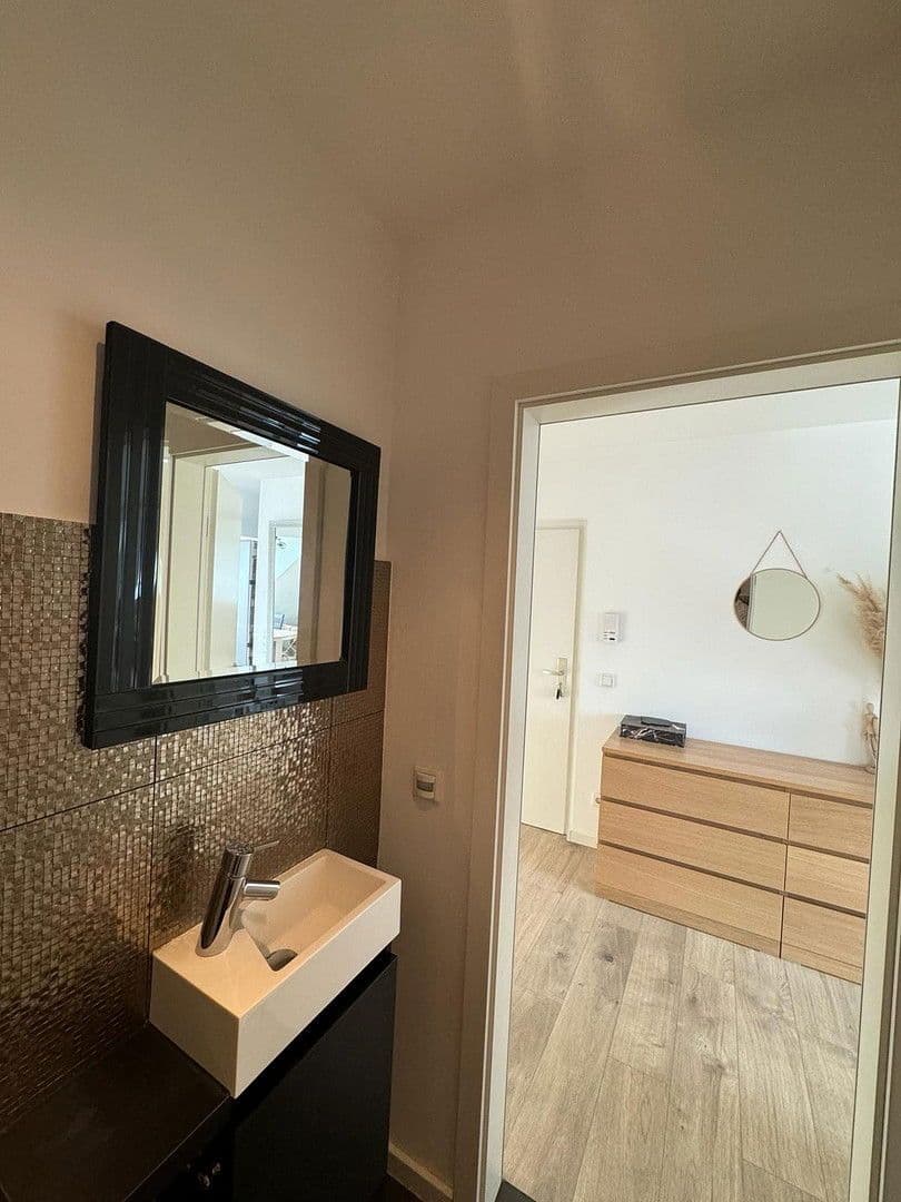 Pronájem bytu 2+kk 78 m², Dohlenweg 19, Köln, Severní Porýní-Vestfálsko Pronájem bytu 2+kk 78 m², Dohlenweg 19, Köln, Severní Porýní-Vestfálsko