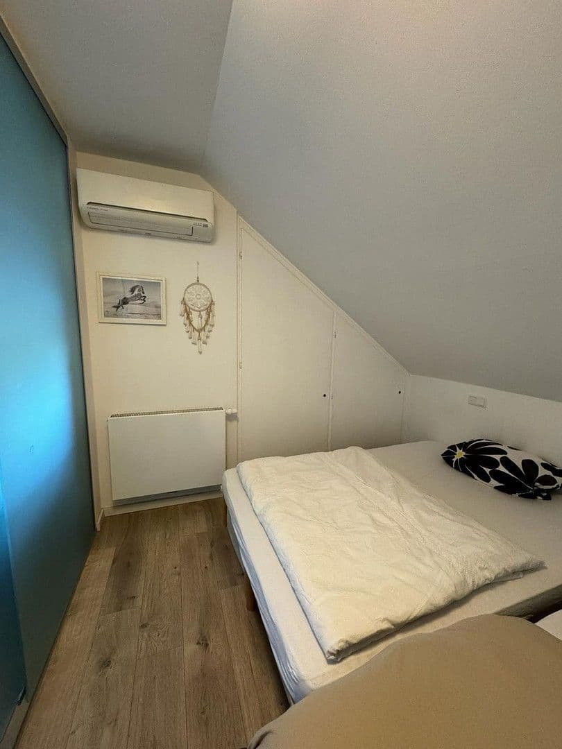 Pronájem bytu 2+kk 78 m², Dohlenweg 19, Köln, Severní Porýní-Vestfálsko Pronájem bytu 2+kk 78 m², Dohlenweg 19, Köln, Severní Porýní-Vestfálsko