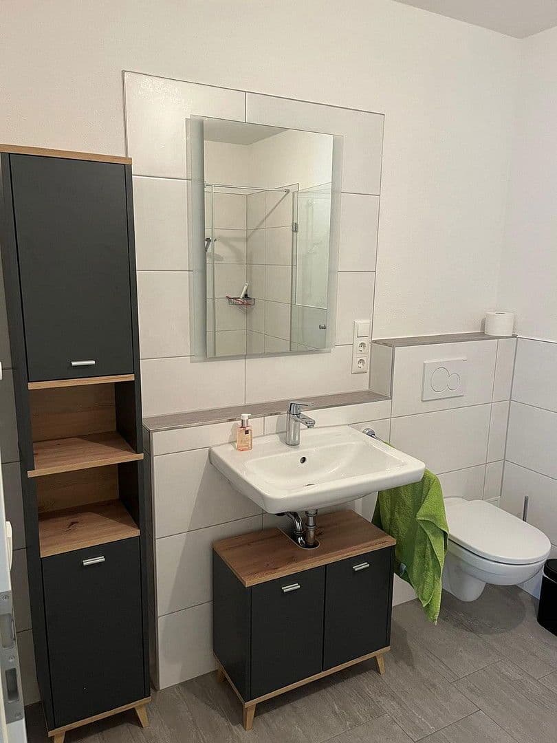 Pronájem bytu 3+1 70 m², Zeppelinstr. 131, Ingolstadt, Bavorsko Pronájem bytu 3+1 70 m², Zeppelinstr. 131, Ingolstadt, Bavorsko