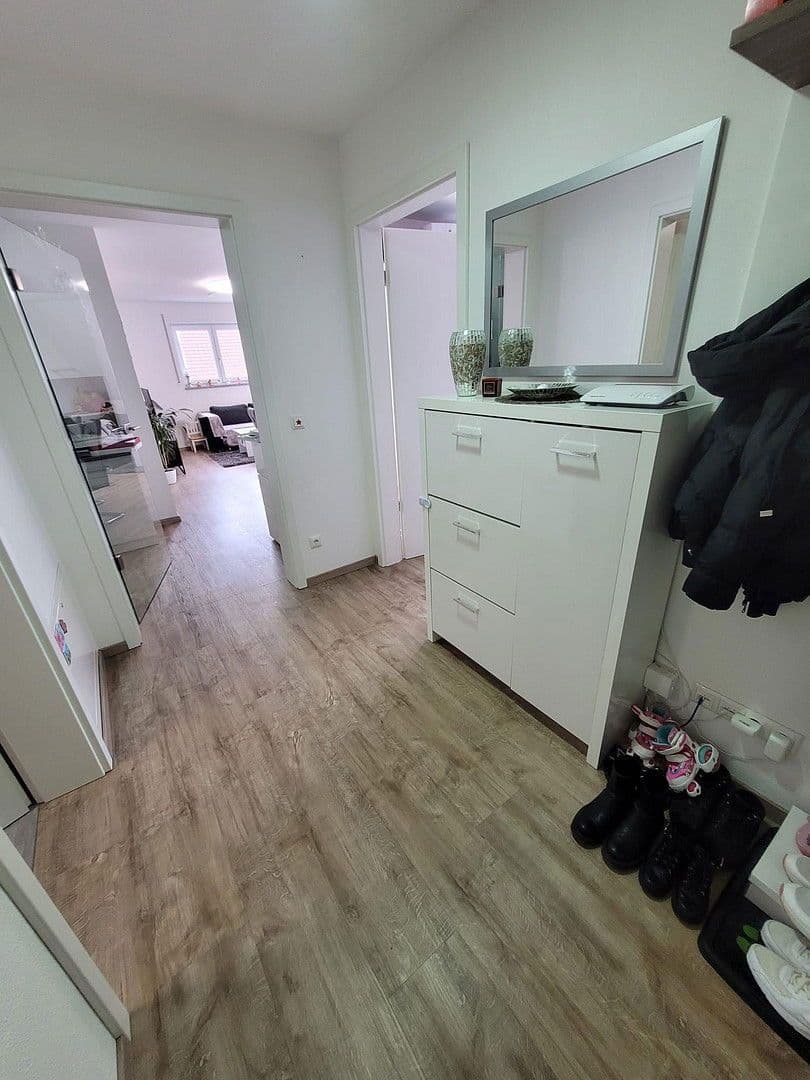 Pronájem bytu 3+1 70 m², Zeppelinstr. 131, Ingolstadt, Bavorsko Pronájem bytu 3+1 70 m², Zeppelinstr. 131, Ingolstadt, Bavorsko