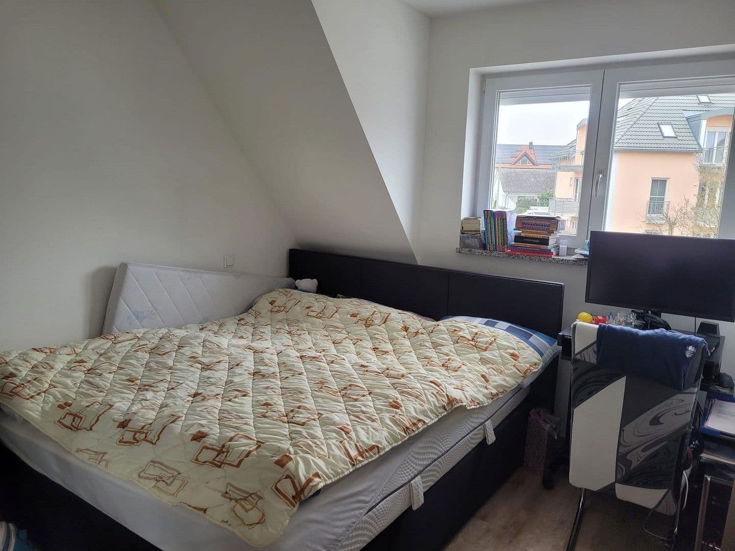 Pronájem bytu 3+1 70 m², Zeppelinstr. 131, Ingolstadt, Bavorsko Pronájem bytu 3+1 70 m², Zeppelinstr. 131, Ingolstadt, Bavorsko