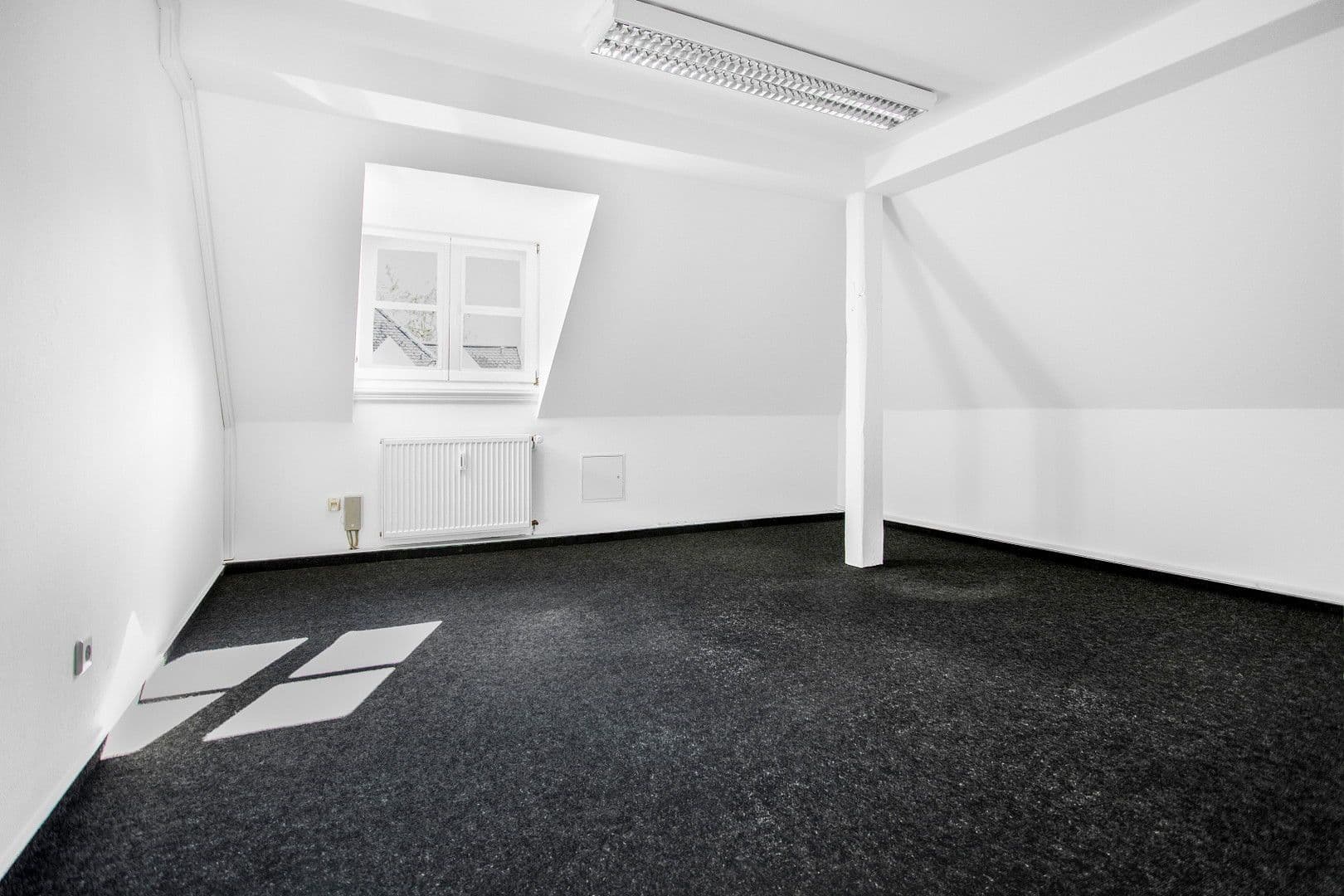 Pronájem kanceláře 41 m², Robert-Heuser-Str. 15, Köln, Severní Porýní-Vestfálsko Pronájem kanceláře 41 m², Robert-Heuser-Str. 15, Köln, Severní Porýní-Vestfálsko