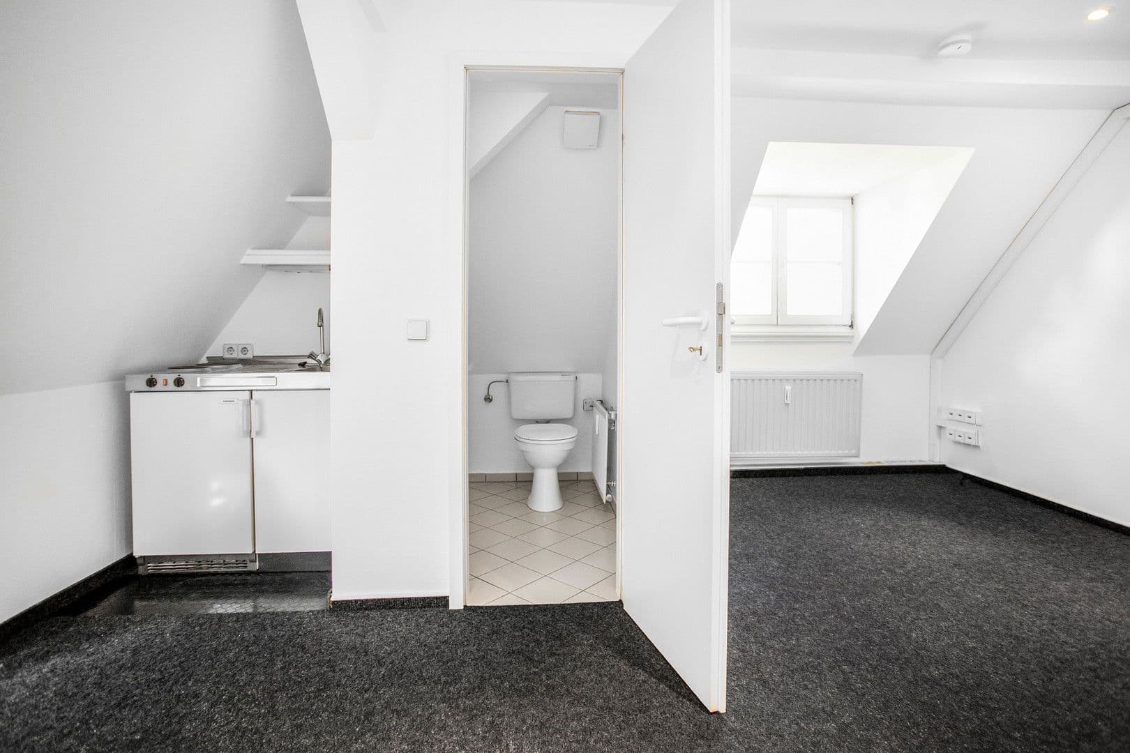 Pronájem kanceláře 41 m², Robert-Heuser-Str. 15, Köln, Severní Porýní-Vestfálsko Pronájem kanceláře 41 m², Robert-Heuser-Str. 15, Köln, Severní Porýní-Vestfálsko