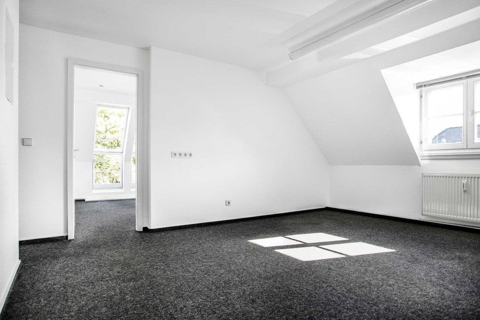 Pronájem kanceláře 75 m², Robert-Heuser-Str. 15, Köln, Severní Porýní-Vestfálsko Pronájem kanceláře 75 m², Robert-Heuser-Str. 15, Köln, Severní Porýní-Vestfálsko