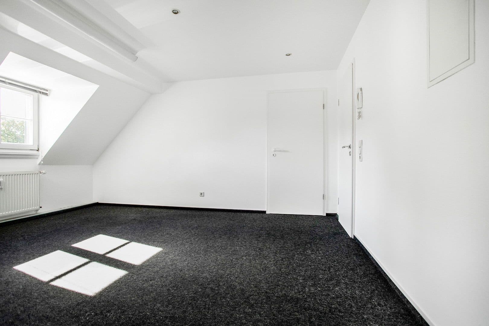 Pronájem kanceláře 75 m², Robert-Heuser-Str. 15, Köln, Severní Porýní-Vestfálsko Pronájem kanceláře 75 m², Robert-Heuser-Str. 15, Köln, Severní Porýní-Vestfálsko