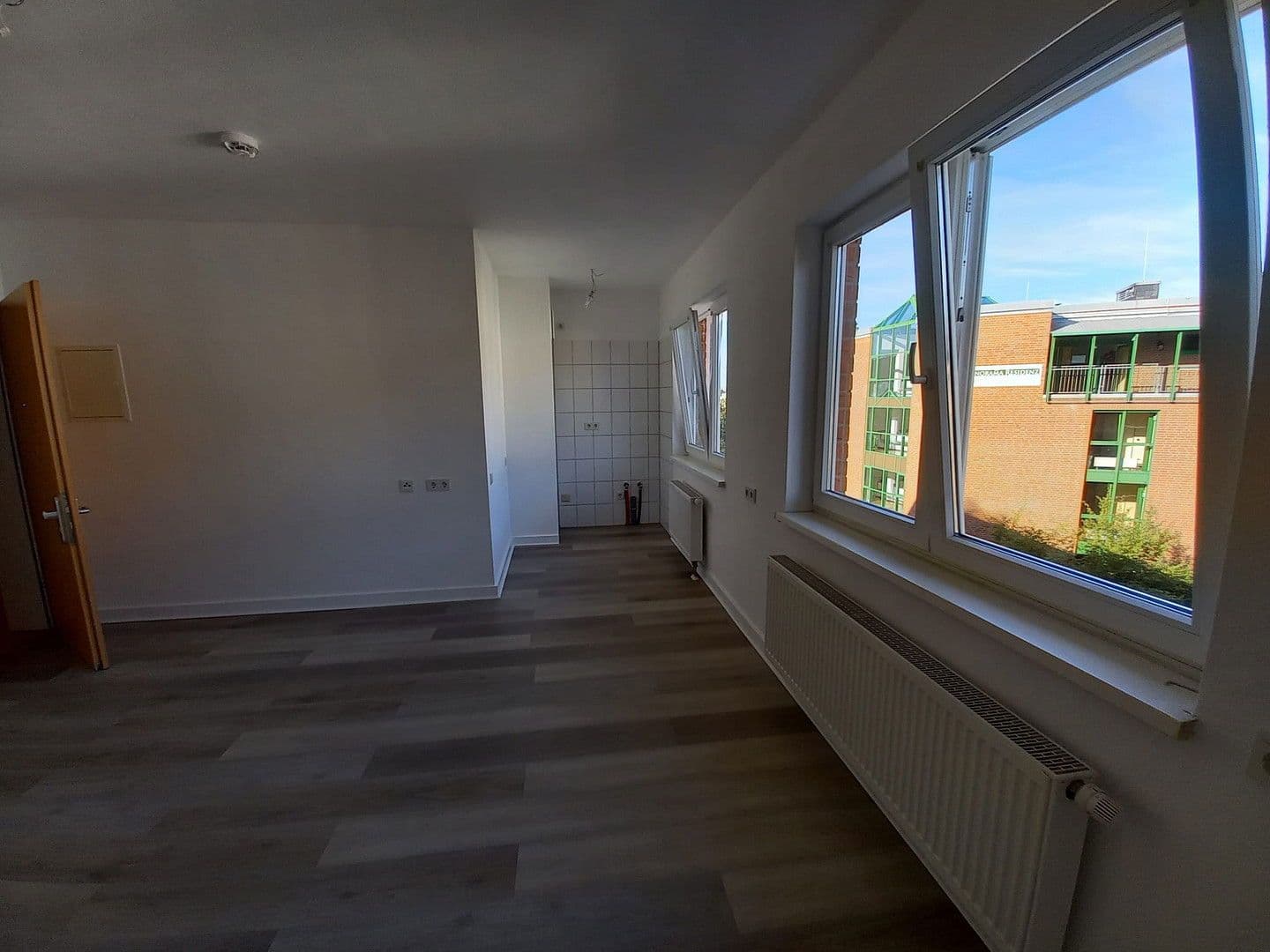 Pronájem bytu 1+1 26 m², Rathenaustraße 1 - (E3+E4+E10), Wuppertal, Severní Porýní-Vestfálsko Pronájem bytu 1+1 26 m², Rathenaustraße 1 - (E3+E4+E10), Wuppertal, Severní Porýní-Vestfálsko