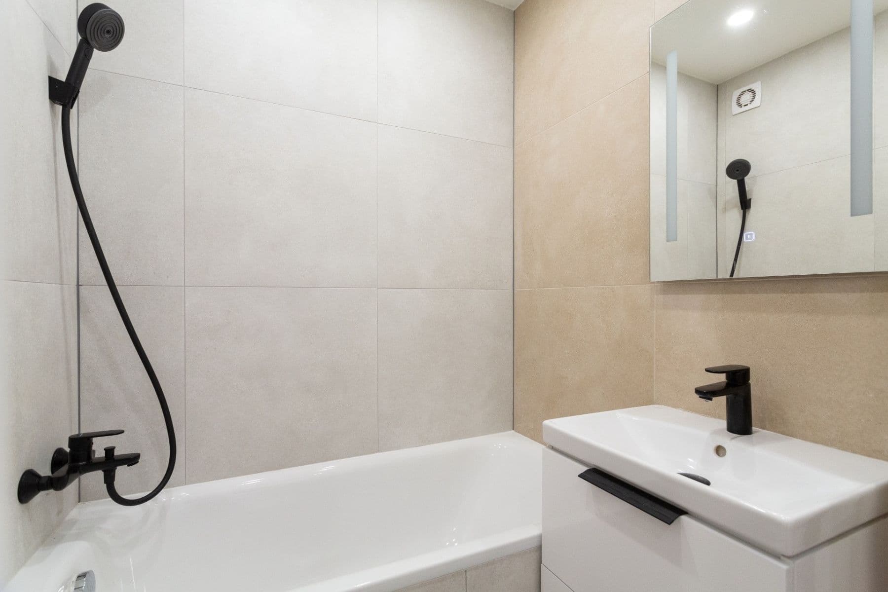 Prodej bytu 3+kk 57 m², Bělčická, Praha, Praha Prodej bytu 3+kk 57 m², Bělčická, Praha, Praha