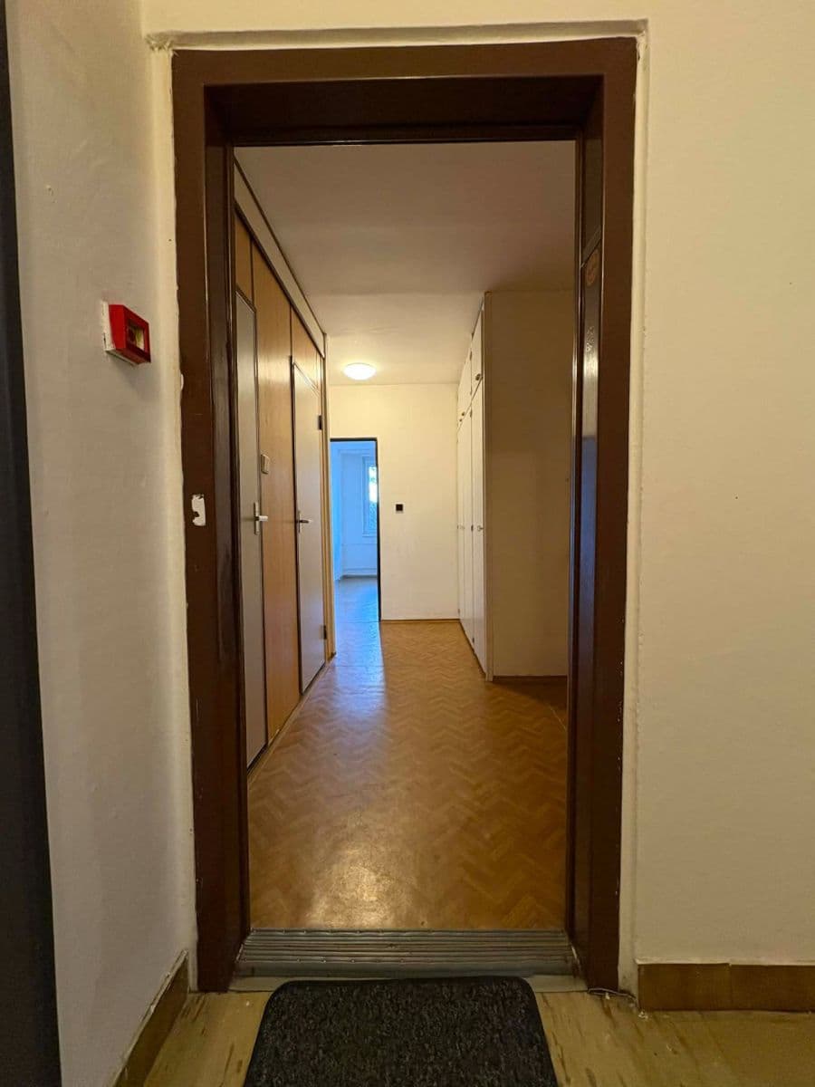 Prodej bytu 2+kk 43 m², Böhmova, Praha, Praha Prodej bytu 2+kk 43 m², Böhmova, Praha, Praha