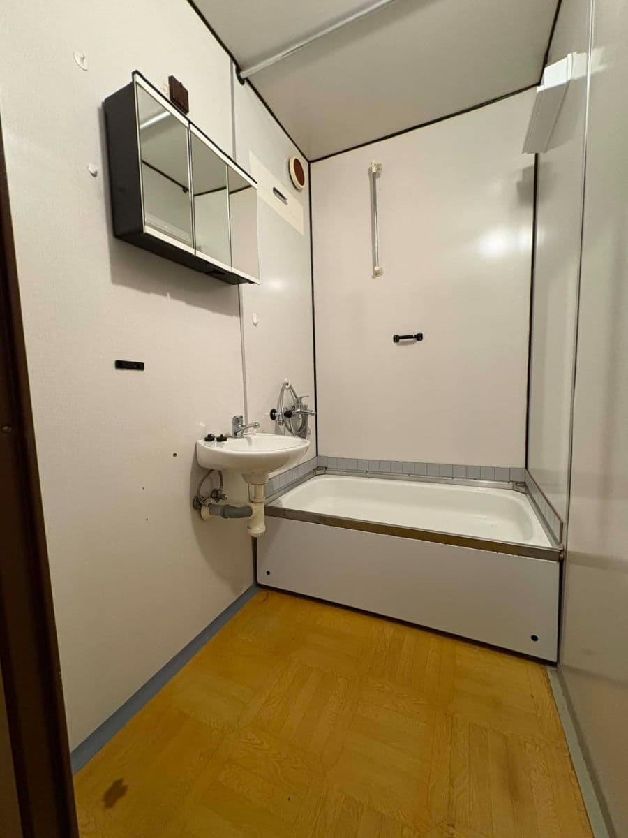 Prodej bytu 2+kk 43 m², Böhmova, Praha, Praha Prodej bytu 2+kk 43 m², Böhmova, Praha, Praha
