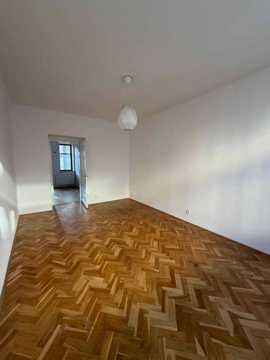 Pronájem bytu 3+1 80 m², Dukelských hrdinů, Praha, Praha Pronájem bytu 3+1 80 m², Dukelských hrdinů, Praha, Praha