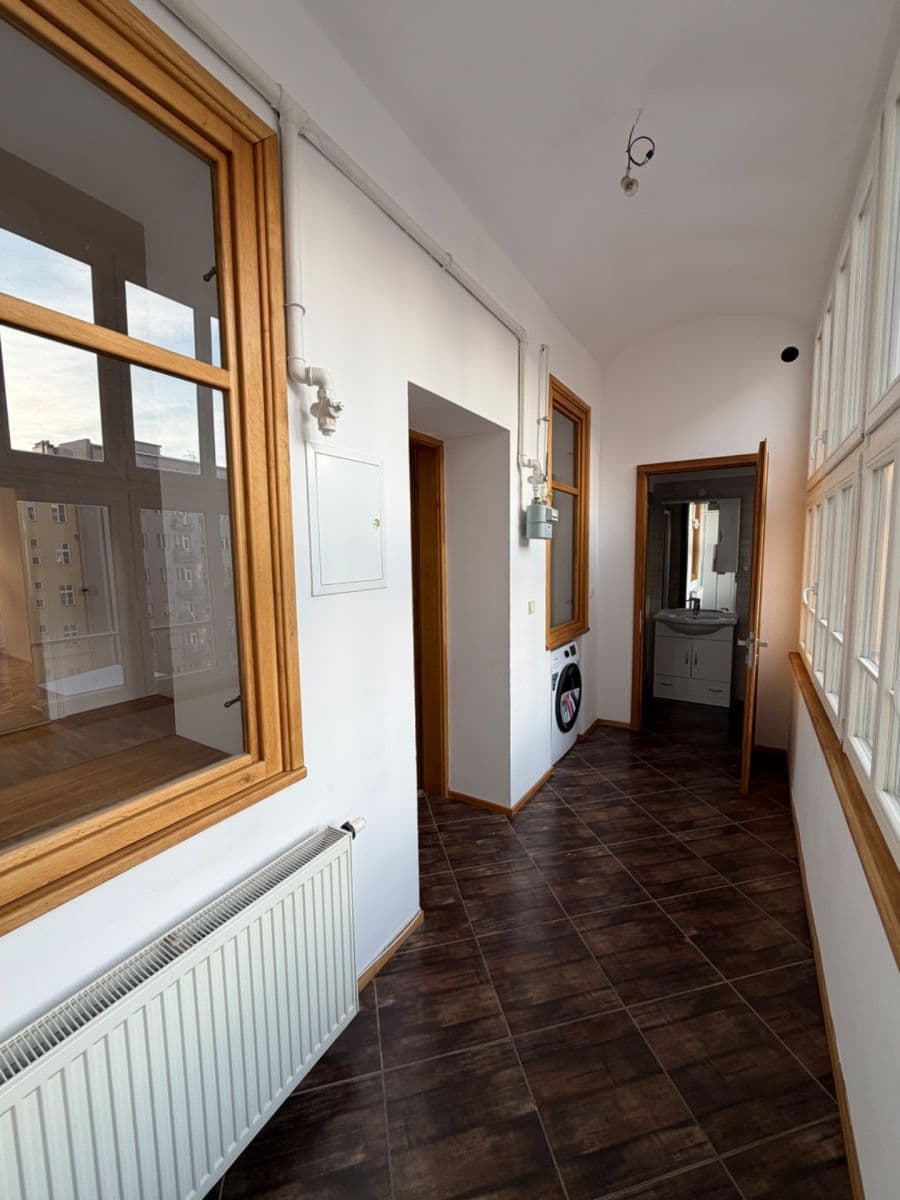 Pronájem bytu 3+1 80 m², Dukelských hrdinů, Praha, Praha Pronájem bytu 3+1 80 m², Dukelských hrdinů, Praha, Praha