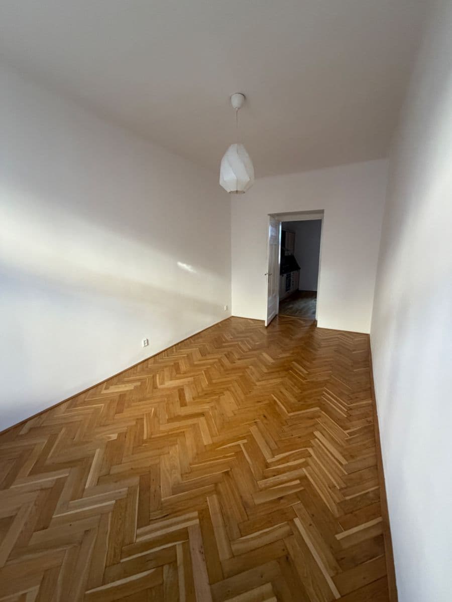 Pronájem bytu 3+1 80 m², Dukelských hrdinů, Praha, Praha Pronájem bytu 3+1 80 m², Dukelských hrdinů, Praha, Praha