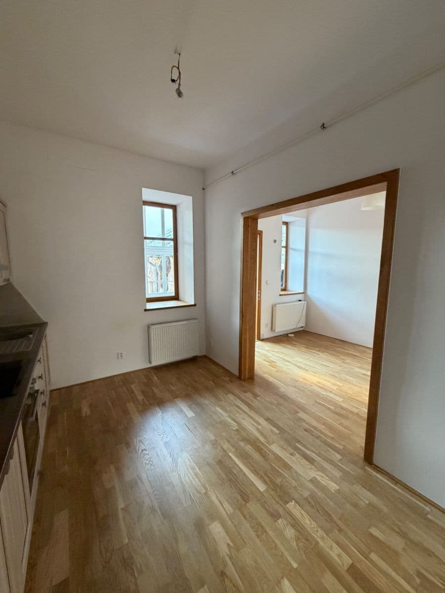 Pronájem bytu 3+1 80 m², Dukelských hrdinů, Praha, Praha Pronájem bytu 3+1 80 m², Dukelských hrdinů, Praha, Praha
