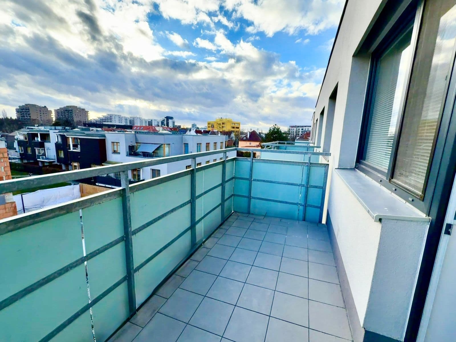 Pronájem bytu 2+kk 55 m², V Zahrádkách, Praha, Praha Pronájem bytu 2+kk 55 m², V Zahrádkách, Praha, Praha