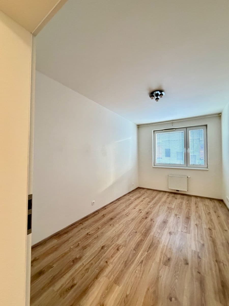 Pronájem bytu 2+kk 55 m², V Zahrádkách, Praha, Praha Pronájem bytu 2+kk 55 m², V Zahrádkách, Praha, Praha