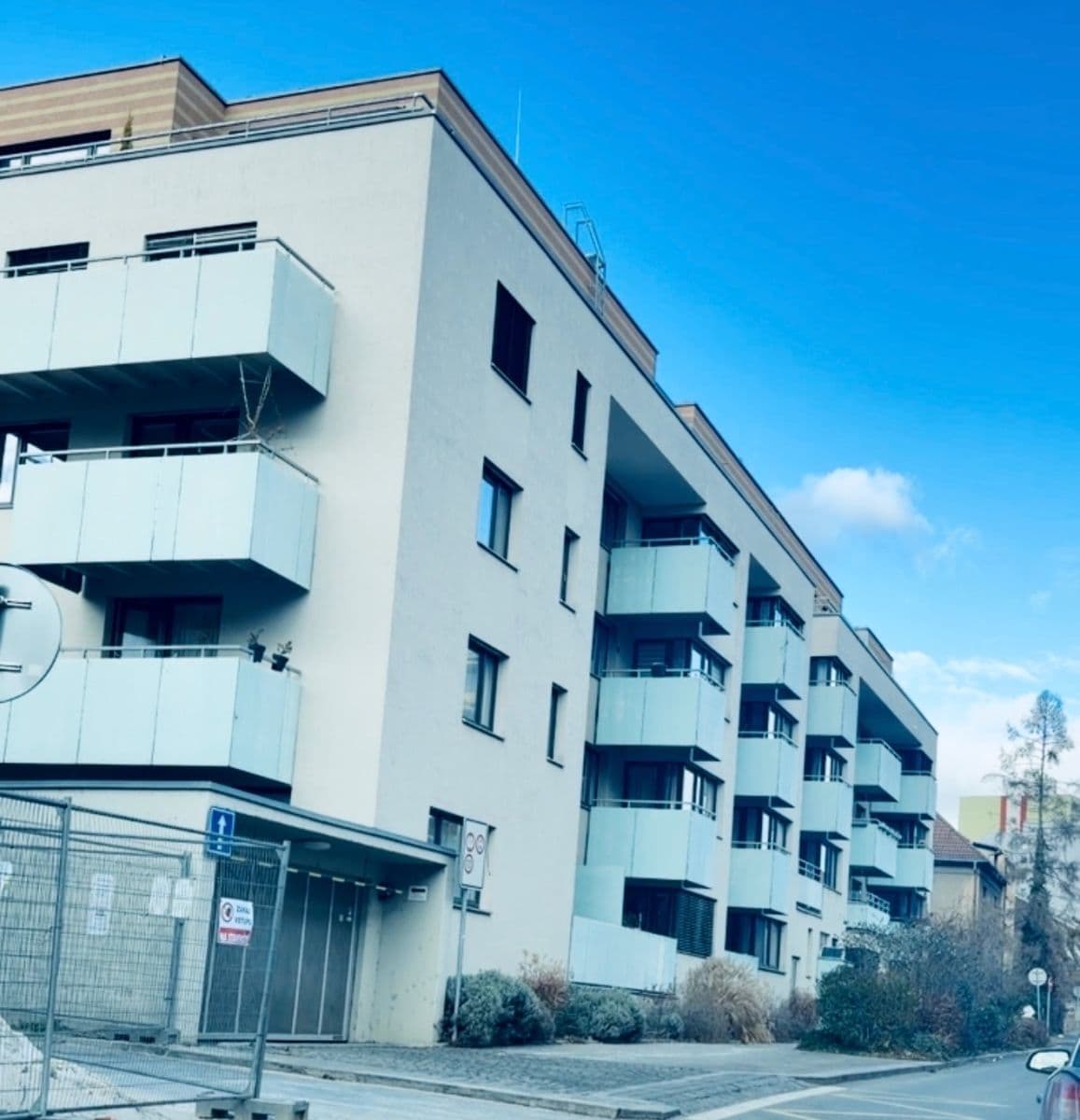 Pronájem bytu 2+kk 55 m², V Zahrádkách, Praha, Praha Pronájem bytu 2+kk 55 m², V Zahrádkách, Praha, Praha
