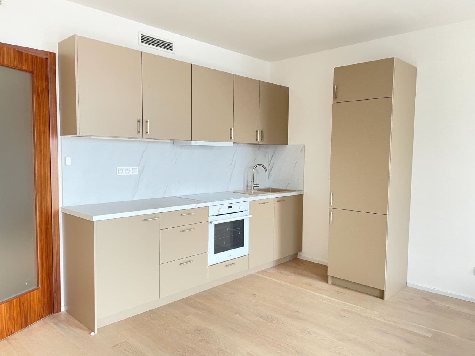 Pronájem bytu 1+kk 36 m², Šiklové, Praha, Praha Pronájem bytu 1+kk 36 m², Šiklové, Praha, Praha