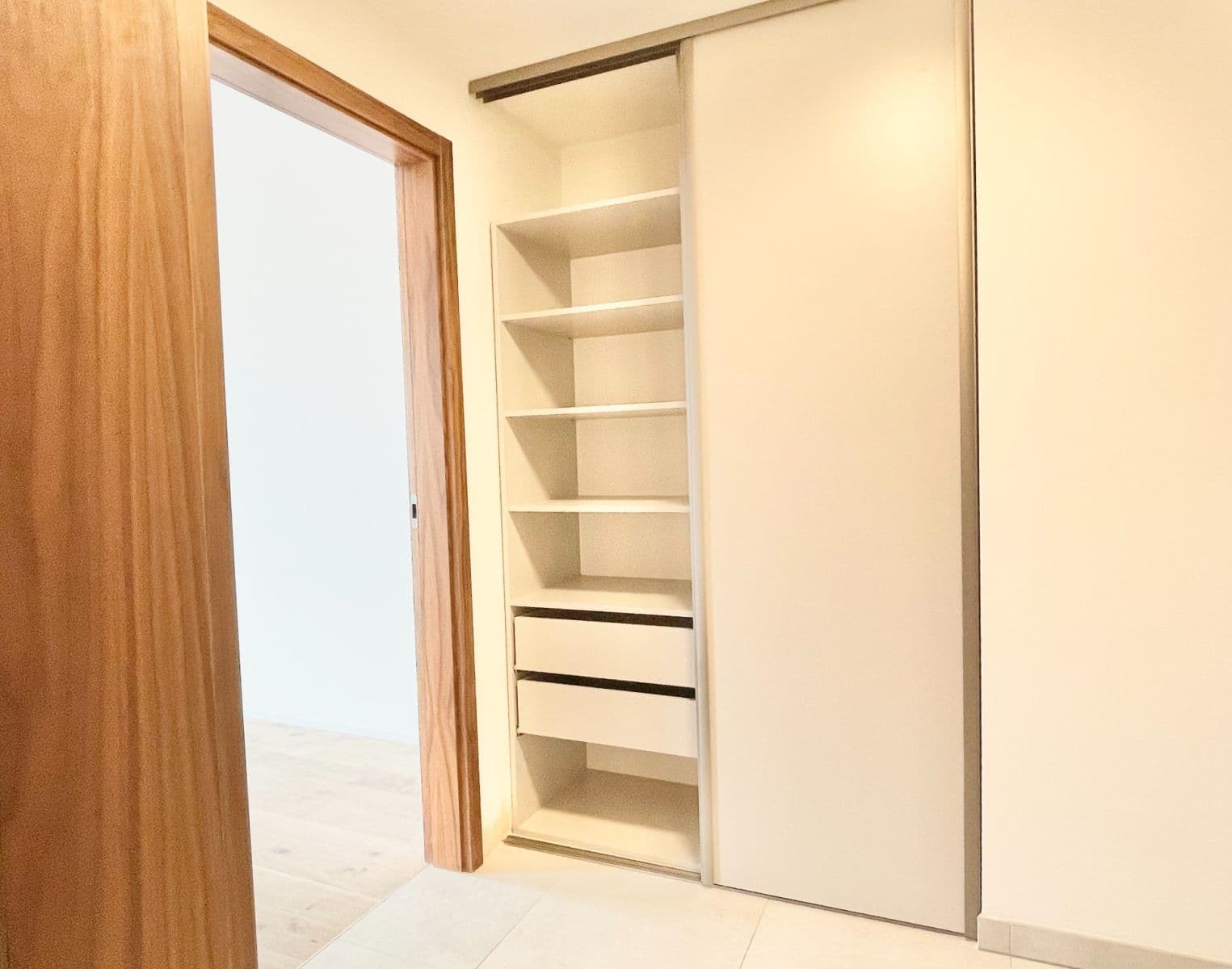 Pronájem bytu 1+kk 36 m², Šiklové, Praha, Praha Pronájem bytu 1+kk 36 m², Šiklové, Praha, Praha