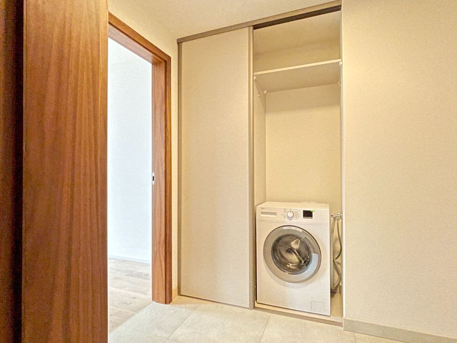 Pronájem bytu 1+kk 36 m², Šiklové, Praha, Praha Pronájem bytu 1+kk 36 m², Šiklové, Praha, Praha