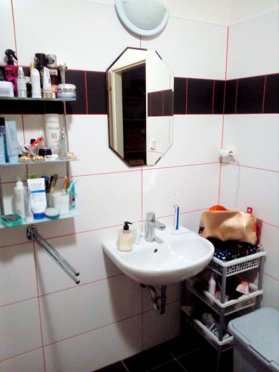 Pronájem bytu 2+kk 66 m², Ořešská, Praha, Praha Pronájem bytu 2+kk 66 m², Ořešská, Praha, Praha