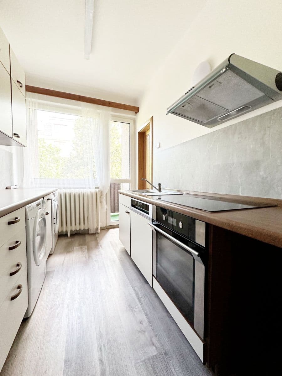 Pronájem bytu 4+1 85 m², Studentská, Poděbrady, Středočeský kraj Pronájem bytu 4+1 85 m², Studentská, Poděbrady, Středočeský kraj