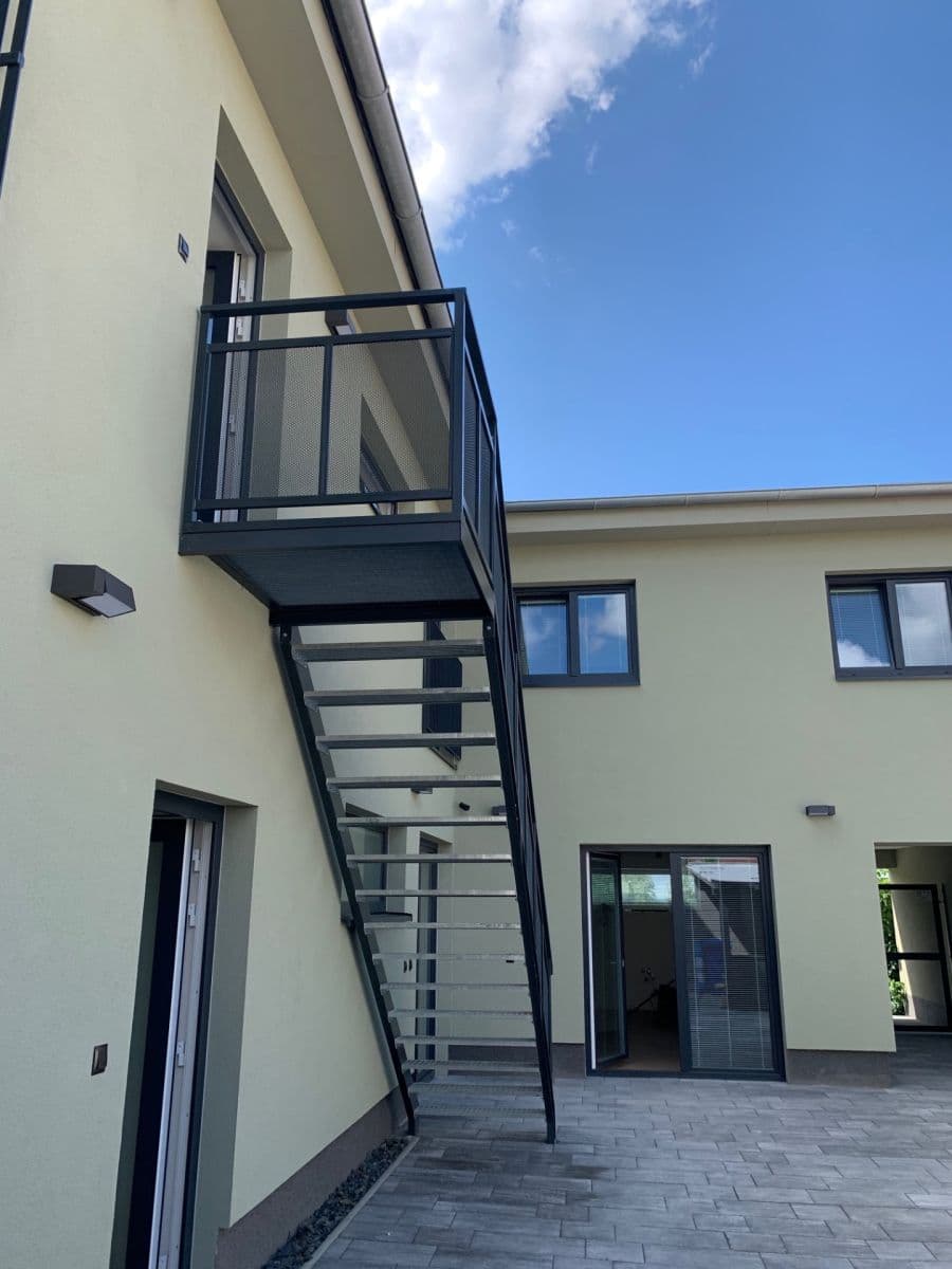 Prodej bytu 3+kk 99 m², Kokořínská, Mělník, Středočeský kraj Prodej bytu 3+kk 99 m², Kokořínská, Mělník, Středočeský kraj