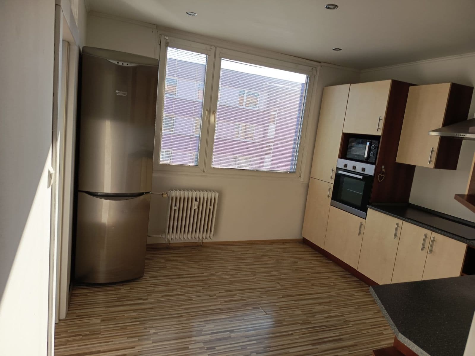 Pronájem bytu 1+1 36 m², Komenského, Chomutov, Ústecký kraj Pronájem bytu 1+1 36 m², Komenského, Chomutov, Ústecký kraj