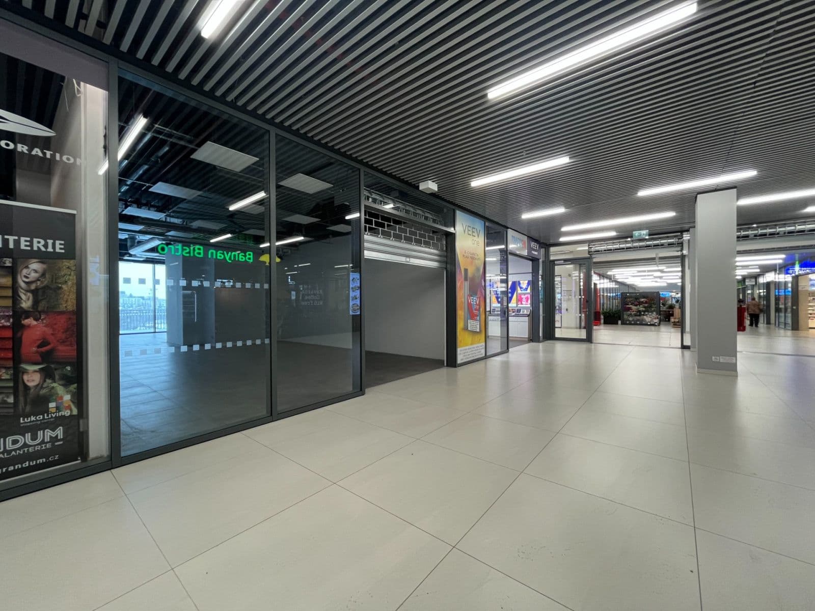 Pronájem nebytového prostoru 83 m², Mukařovského, Praha, Praha Pronájem nebytového prostoru 83 m², Mukařovského, Praha, Praha