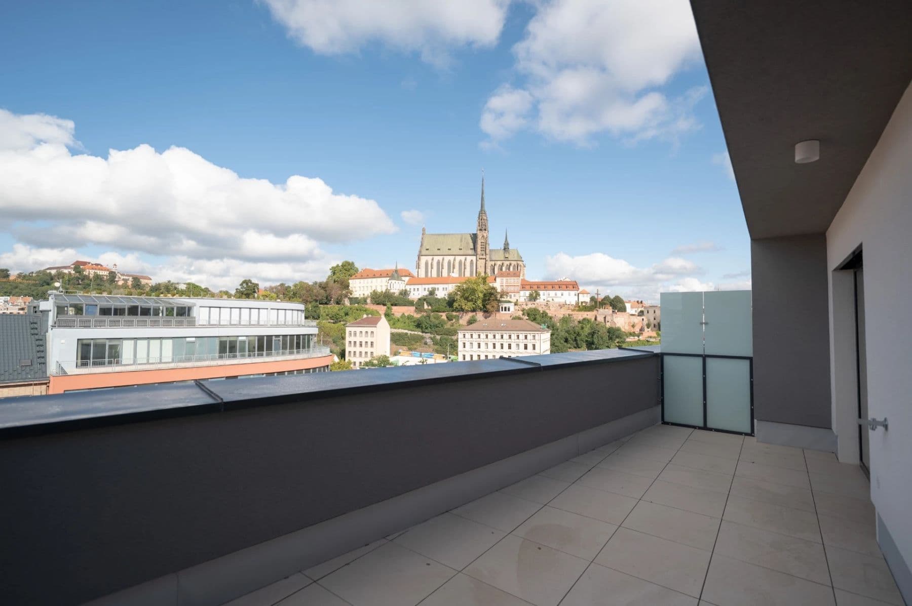 Pronájem bytu 2+kk 60 m², Nové sady, Brno, Jihomoravský kraj Pronájem bytu 2+kk 60 m², Nové sady, Brno, Jihomoravský kraj