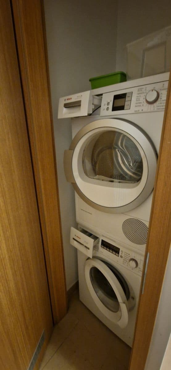 Pronájem bytu 1+kk 36 m², Komunardů, Praha, Praha Pronájem bytu 1+kk 36 m², Komunardů, Praha, Praha