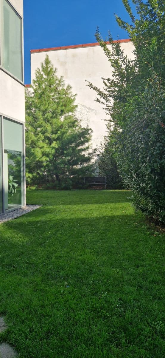 Pronájem bytu 1+kk 36 m², Komunardů, Praha, Praha Pronájem bytu 1+kk 36 m², Komunardů, Praha, Praha