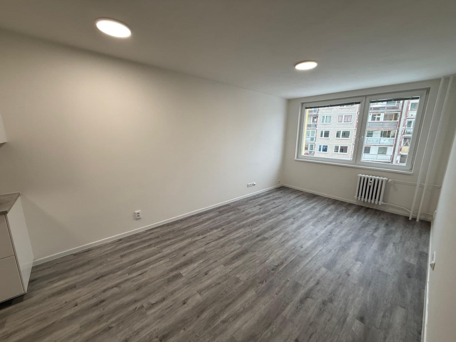 Prodej bytu 2+kk 45 m², Doležalova, Praha, Praha Prodej bytu 2+kk 45 m², Doležalova, Praha, Praha