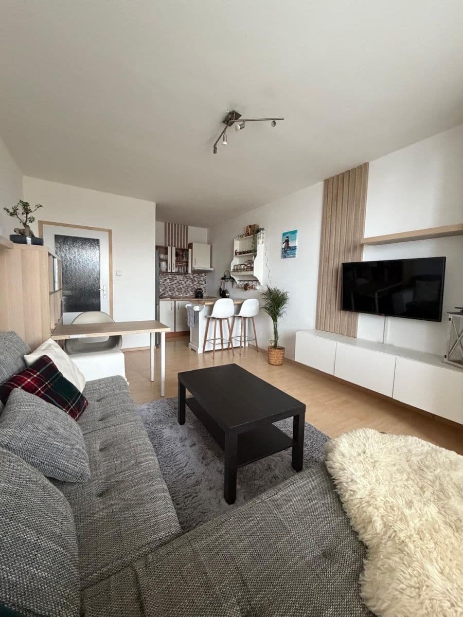 Pronájem bytu 1+kk 37 m², Husova, Frýdek-Místek, Moravskoslezský kraj Pronájem bytu 1+kk 37 m², Husova, Frýdek-Místek, Moravskoslezský kraj