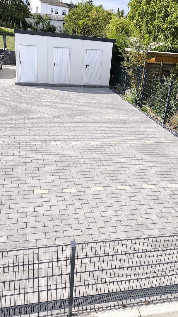 Prodej bytu 3+1 91 m², Rheinbach, Severní Porýní-Vestfálsko Prodej bytu 3+1 91 m², Rheinbach, Severní Porýní-Vestfálsko