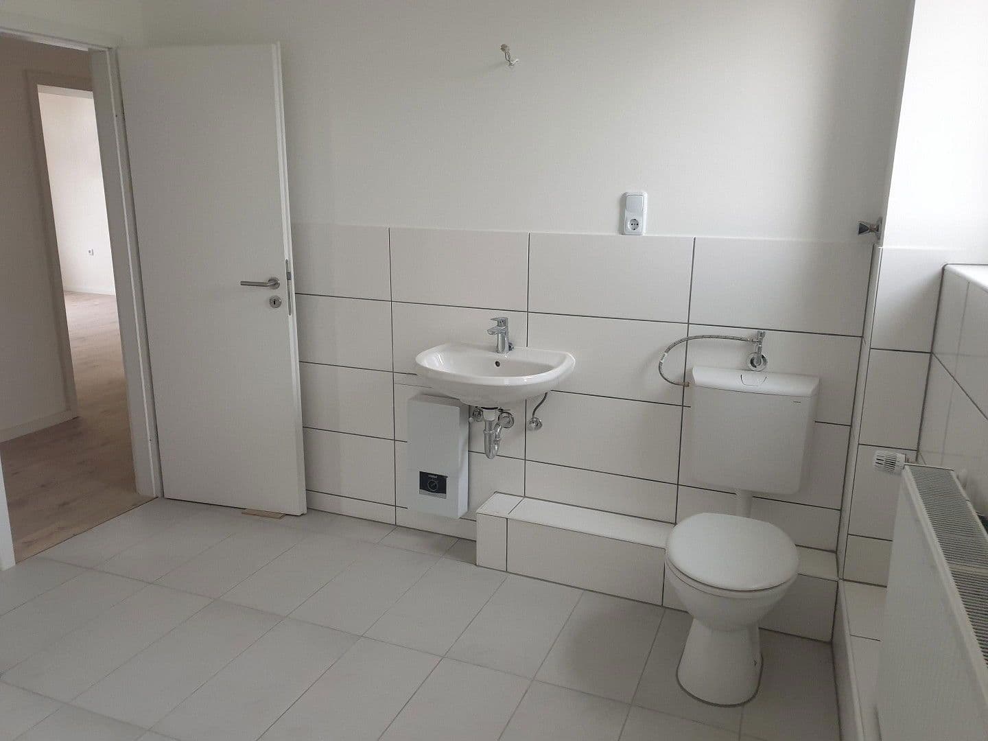 Pronájem bytu 3+1 94 m², Gelderblomstr. 88, Duisburg, Severní Porýní-Vestfálsko Pronájem bytu 3+1 94 m², Gelderblomstr. 88, Duisburg, Severní Porýní-Vestfálsko