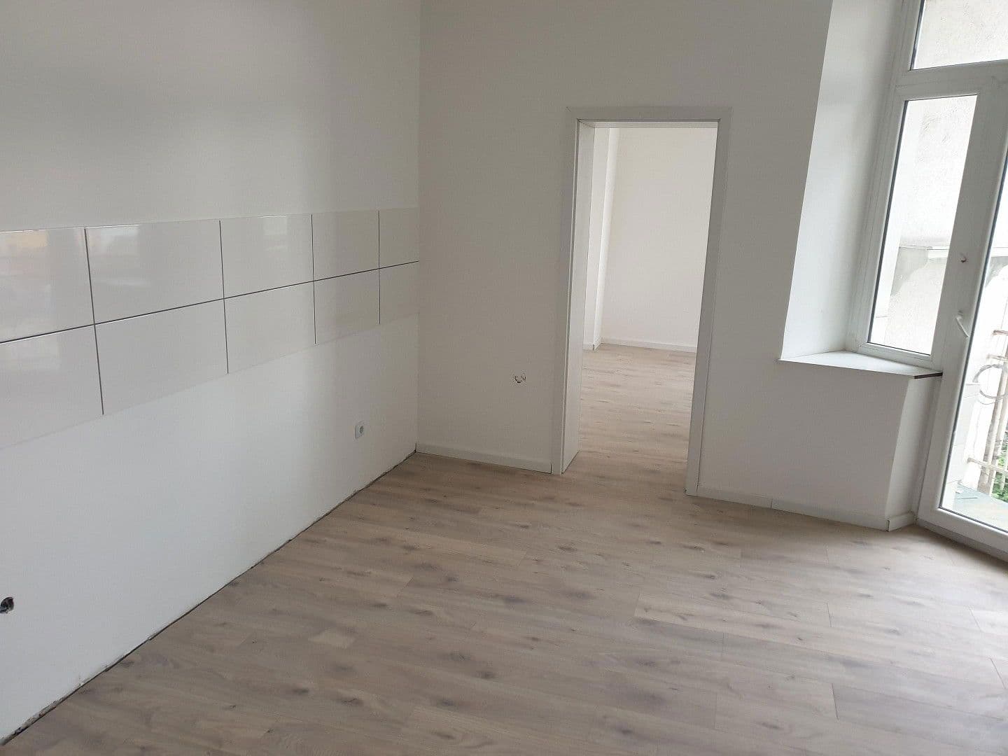 Pronájem bytu 3+1 94 m², Gelderblomstr. 88, Duisburg, Severní Porýní-Vestfálsko Pronájem bytu 3+1 94 m², Gelderblomstr. 88, Duisburg, Severní Porýní-Vestfálsko