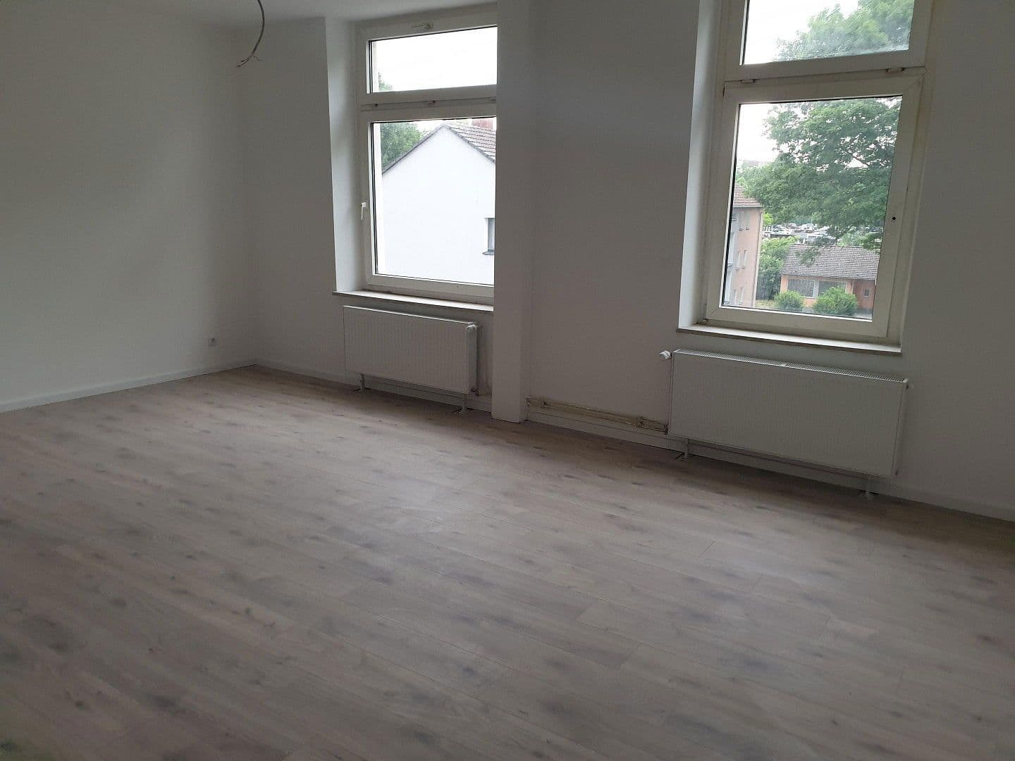 Pronájem bytu 3+1 94 m², Gelderblomstr. 88, Duisburg, Severní Porýní-Vestfálsko Pronájem bytu 3+1 94 m², Gelderblomstr. 88, Duisburg, Severní Porýní-Vestfálsko
