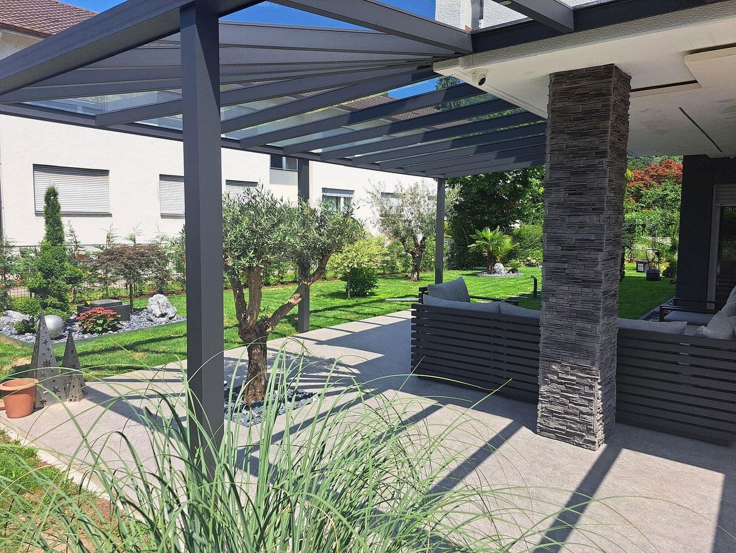 Prodej domu 250 m², pozemek 725 m², Grenzach-Wyhlen, Bádensko-Württembersko Prodej domu 250 m², pozemek 725 m², Grenzach-Wyhlen, Bádensko-Württembersko