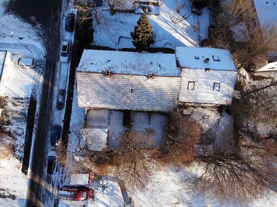 Prodej domu 388 m², pozemek 1.450 m², Bergstraße 30, Engstingen, Bádensko-Württembersko Prodej domu 388 m², pozemek 1.450 m², Bergstraße 30, Engstingen, Bádensko-Württembersko