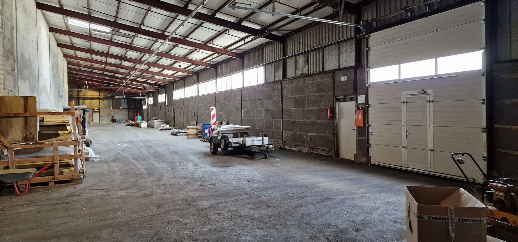 Pronájem nebytového prostoru 5.800 m², Industriestr. 12 a + 12 b, Bergkamen, Severní Porýní-Vestfálsko Pronájem nebytového prostoru 5.800 m², Industriestr. 12 a + 12 b, Bergkamen, Severní Porýní-Vestfálsko